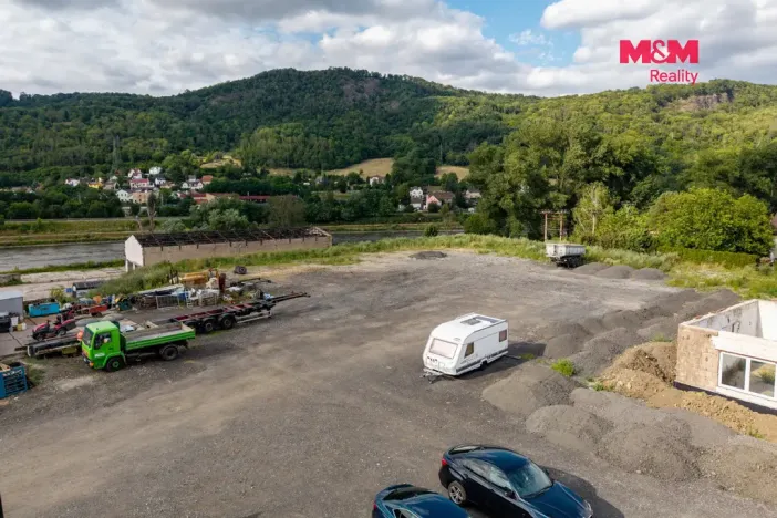 Pronájem obchodního prostoru, Velké Březno - Valtířov, 9439 m2