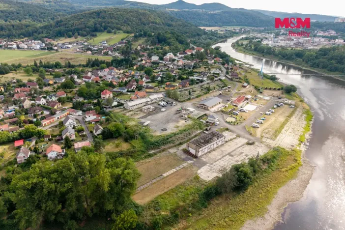 Pronájem obchodního prostoru, Velké Březno - Valtířov, 9439 m2