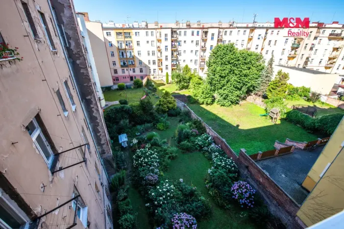 Pronájem bytu 2+kk, Hradec Králové, Klumparova, 52 m2