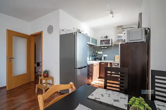 Pronájem bytu 2+kk, Praha - Zbraslav, Pickova, 56 m2