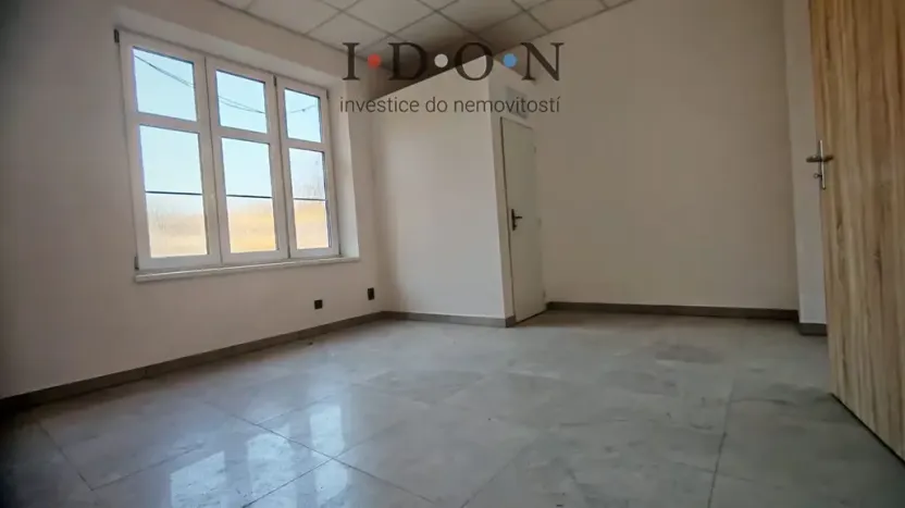 Pronájem obchodního prostoru, Třinec, Staroměstská, 41 m2