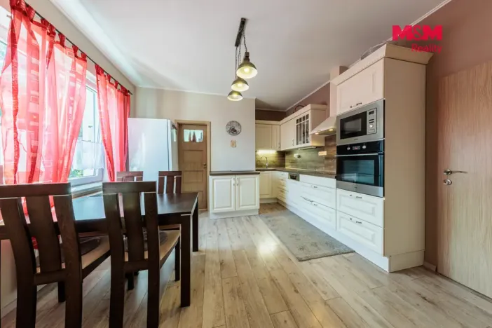 Prodej rodinného domu, Karlovy Vary - Doubí, Nová, 100 m2