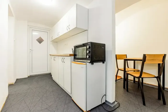 Prodej obchodního prostoru, České Budějovice, 66 m2