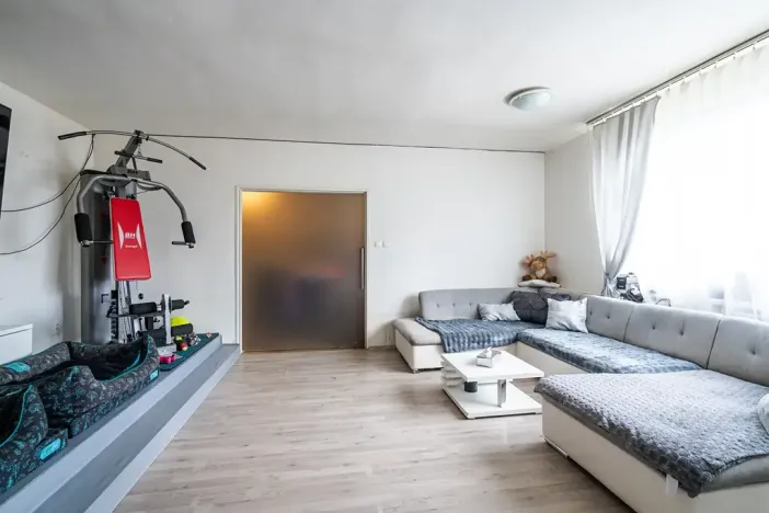 Pronájem bytu 4+1, Ostopovice, 110 m2