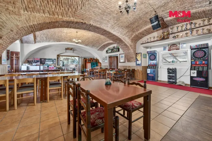 Prodej restaurace, Studená, Tyršova, 879 m2