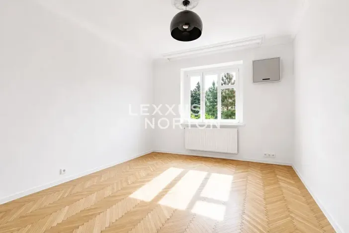 Pronájem kanceláře, Praha - Smíchov, Fráni Šrámka, 413 m2