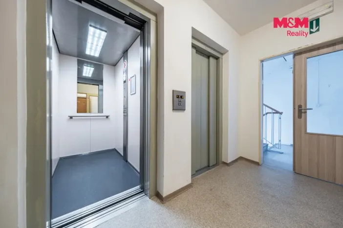 Prodej bytu 3+kk, Praha - Háje, Brechtova, 70 m2