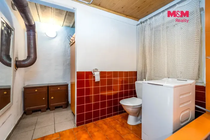 Prodej rodinného domu, Býchory, 98 m2