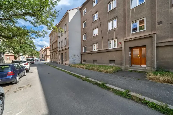 Prodej bytu 3+1, Plzeň, Thámova, 69 m2