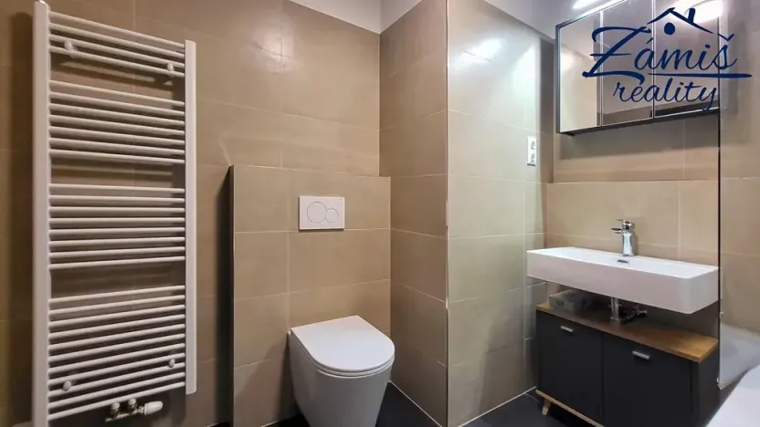 Pronájem bytu 1+kk, Kladno, Štěpána Rautenstraucha, 32 m2