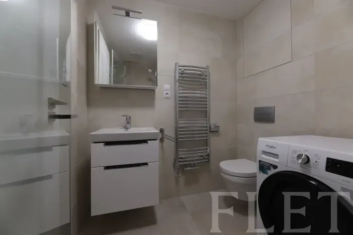 Pronájem bytu 1+kk, Praha - Holešovice, V háji, 30 m2