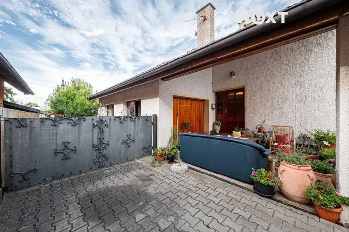 Pronájem rodinného domu, Luže, Kaštanka, 170 m2