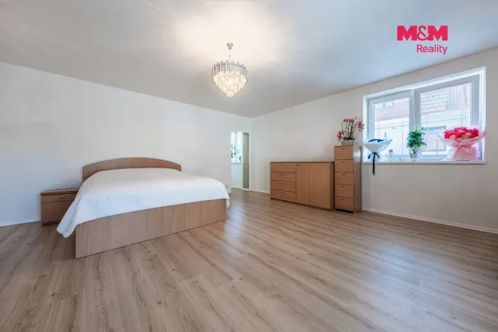 Prodej rodinného domu, Mukařov - Srbín, Do Vrchu, 379 m2