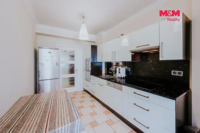Prodej bytu 3+1, Praha - Dejvice, Mydlářka, 105 m2