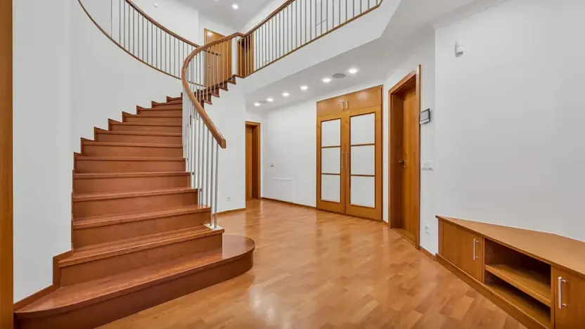 Prodej rodinného domu, Průhonice, Jitrocelová, 380 m2