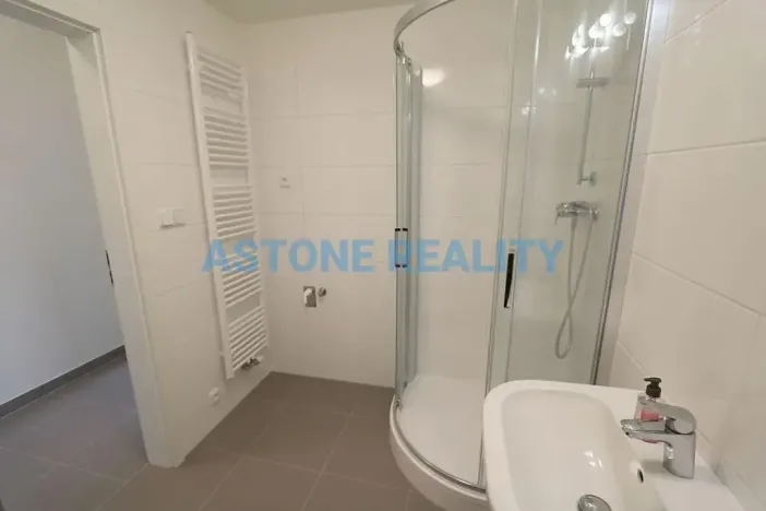 Pronájem bytu 1+kk, Praha - Hostavice, U Hostavického potoka, 39 m2