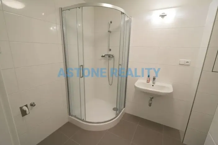 Pronájem bytu 1+kk, Praha - Hostavice, U Hostavického potoka, 39 m2