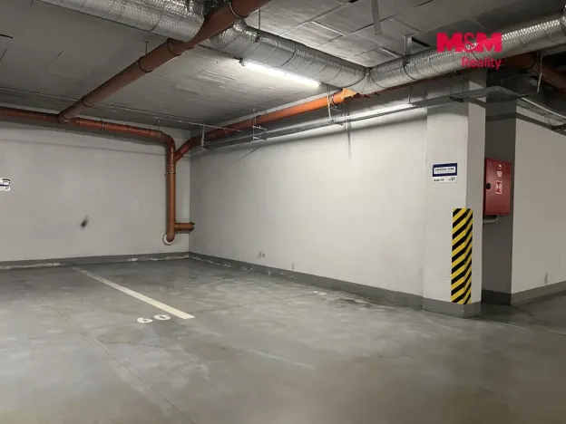 Pronájem garážového stání, Mladá Boleslav - Mladá Boleslav III, U Kasáren, 15 m2
