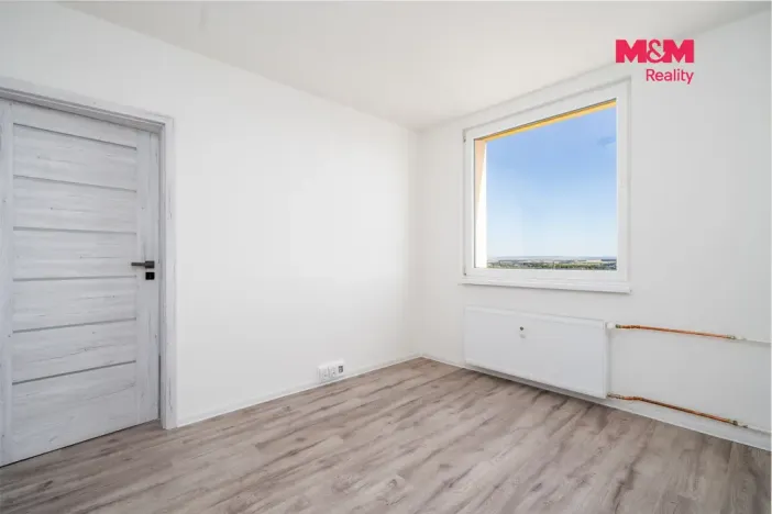 Pronájem bytu 3+kk, Chomutov, Vítězslava Nezvala, 49 m2