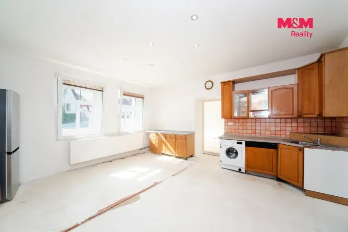 Prodej rodinného domu, Líský, 240 m2