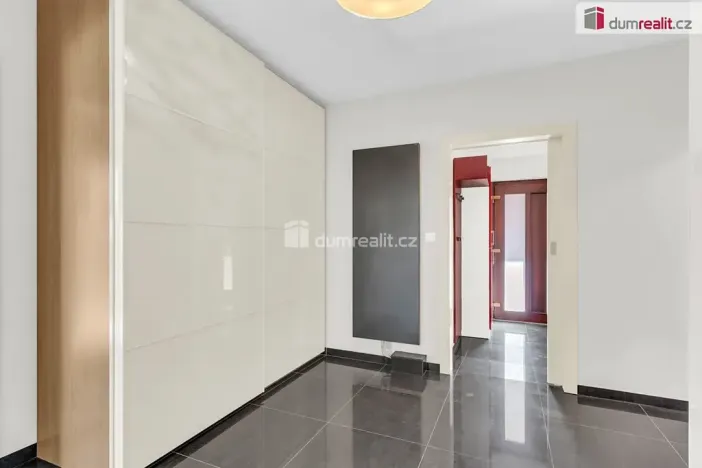 Prodej rodinného domu, Říčany, Strmá, 160 m2