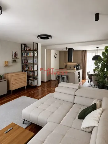 Pronájem bytu 2+kk, Praha - Vršovice, Vršovická, 80 m2