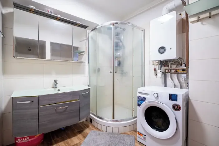 Prodej rodinného domu, Brno, náměstí Karla IV., 120 m2