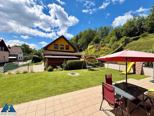 Prodej rodinného domu, Lánov, 164 m2