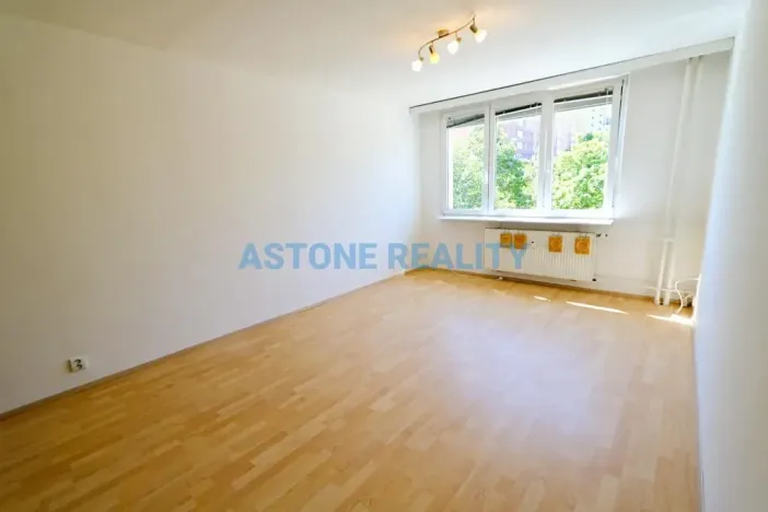Pronájem bytu 3+kk, Praha - Kamýk, Papírníkova, 66 m2