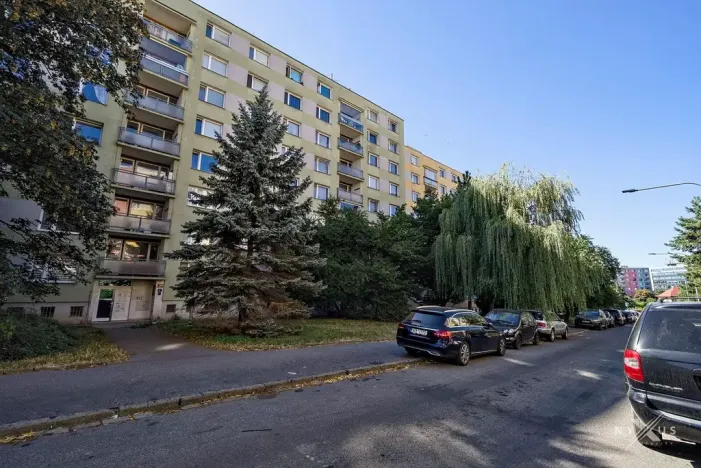 Prodej bytu 2+kk, Praha - Kamýk, Rabyňská, 39 m2