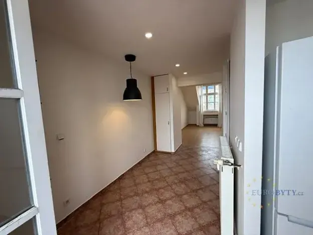 Pronájem bytu 3+1, Praha - Břevnov, Šlikova, 86 m2