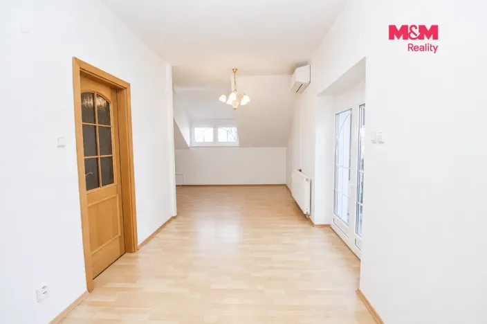 Prodej rodinného domu, Jesenice, Akátová, 203 m2