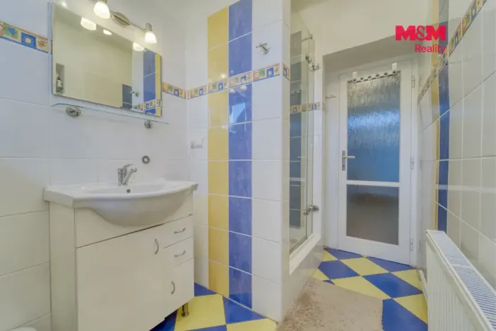 Prodej rodinného domu, Hřebeč, nám. Draha, 150 m2