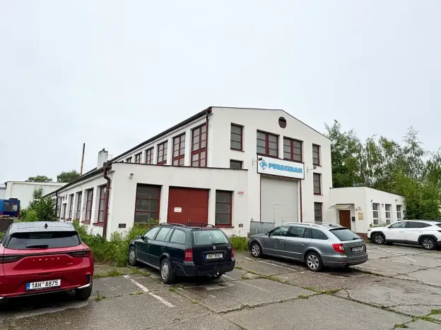 Prodej výrobních prostor, Hradec Králové, Zemědělská, 1268 m2