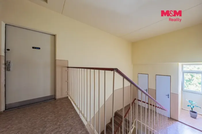 Prodej bytu 3+1, Chomutov, Komenského, 64 m2