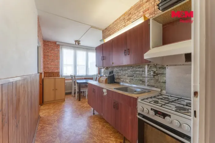 Prodej bytu 3+1, Toužim, Sídliště, 84 m2