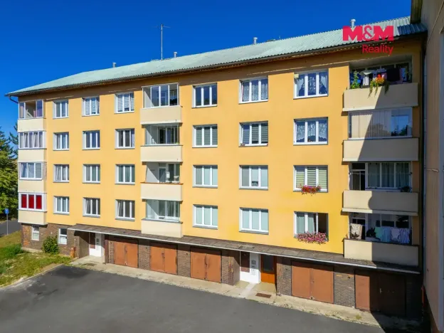 Prodej bytu 3+1, Toužim, Sídliště, 84 m2