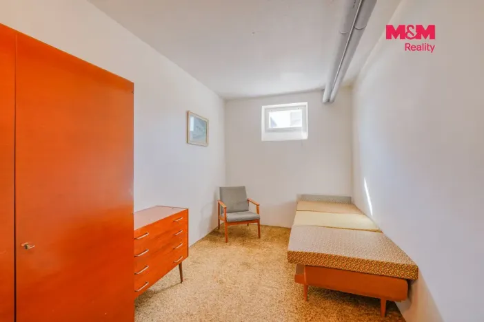 Prodej rodinného domu, Dobřany, Chlumčanská, 230 m2