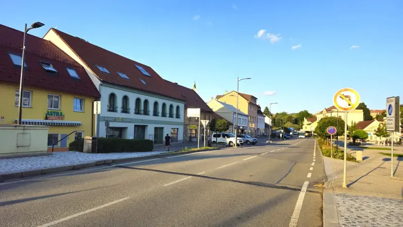 Pronájem obchodního prostoru, Letovice, Masarykovo náměstí, 140 m2