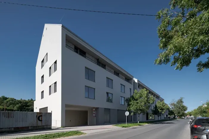 Prodej obchodního prostoru, Plzeň, Na Roudné, 82 m2