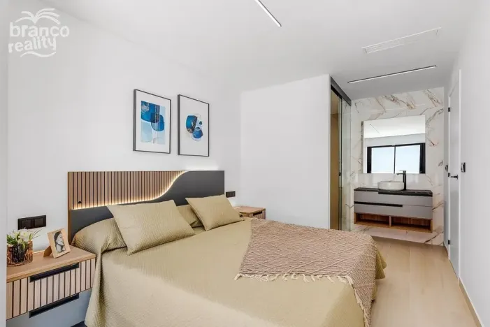 Prodej bytu 4+kk, Guardamar del Segura, Alicante, Španělsko, 103 m2