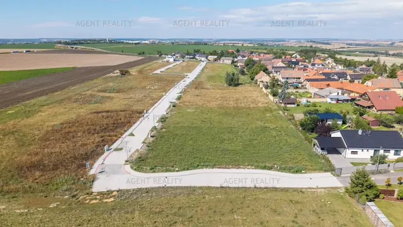 Prodej pozemku pro bydlení, Slaný, 879 m2