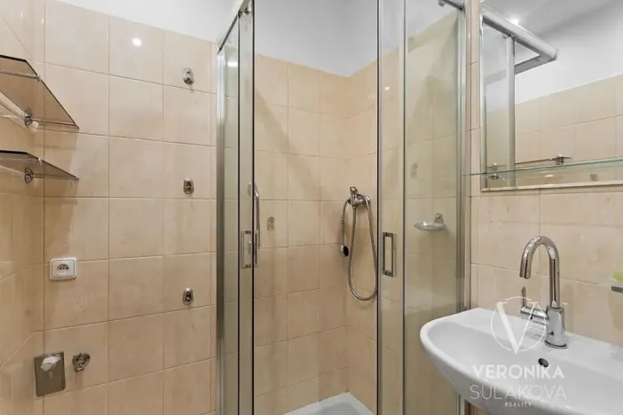 Prodej bytu 2+1, Praha - Hloubětín, Poděbradská, 54 m2