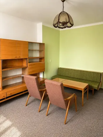 Prodej bytu 2+1, Týnec nad Sázavou, Družstevní, 52 m2