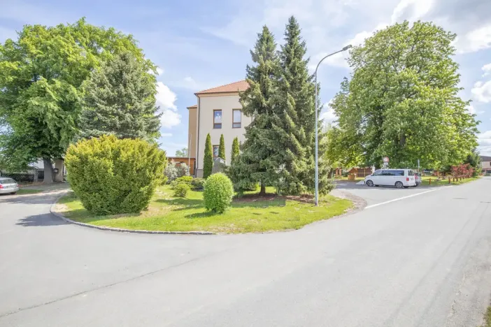 Prodej pozemku, Stolany, 1366 m2