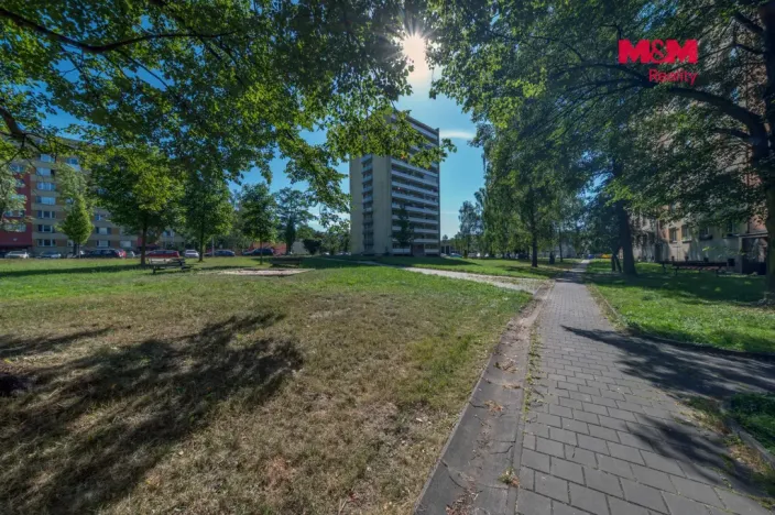 Prodej bytu 1+1, Karviná - Hranice, Bratr. Veverkových, 26 m2