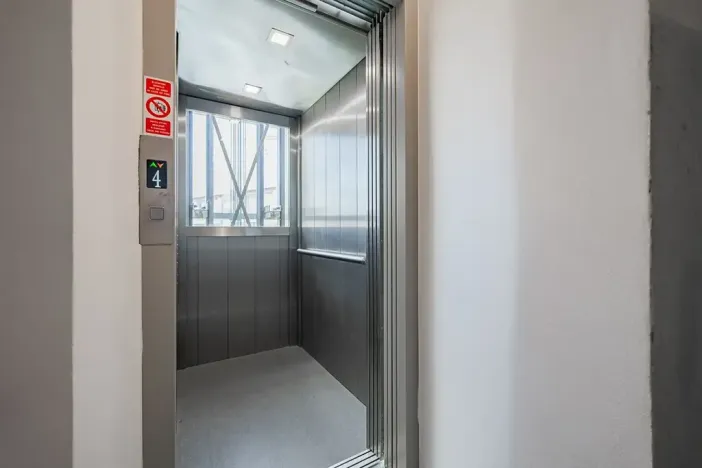 Pronájem bytu 3+1, Praha - Vinohrady, Škrétova, 116 m2
