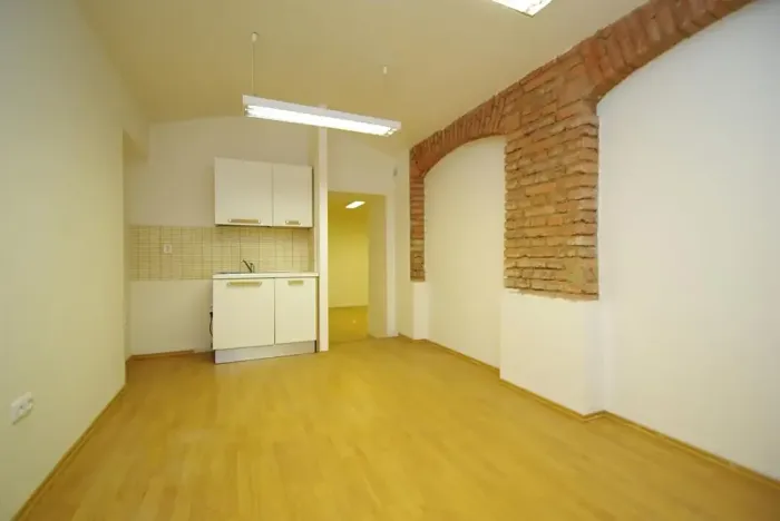 Pronájem kanceláře, Praha - Vinohrady, Mánesova, 135 m2