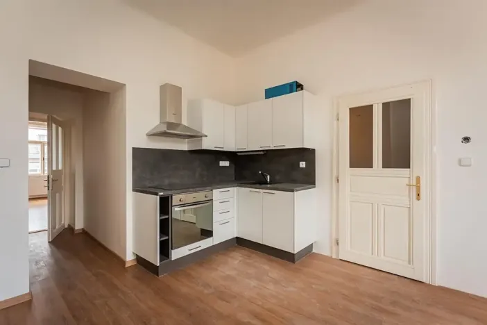 Pronájem bytu 2+kk, Praha - Nové Město, Lípová, 58 m2