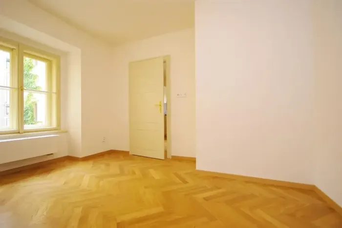 Pronájem bytu 2+kk, Praha - Staré Město, Kozí, 38 m2